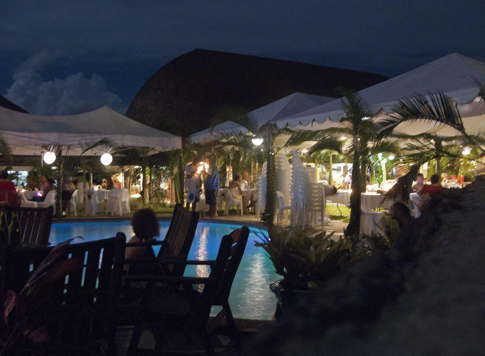 Le Manumea Resort Alamagoto Buitenkant foto